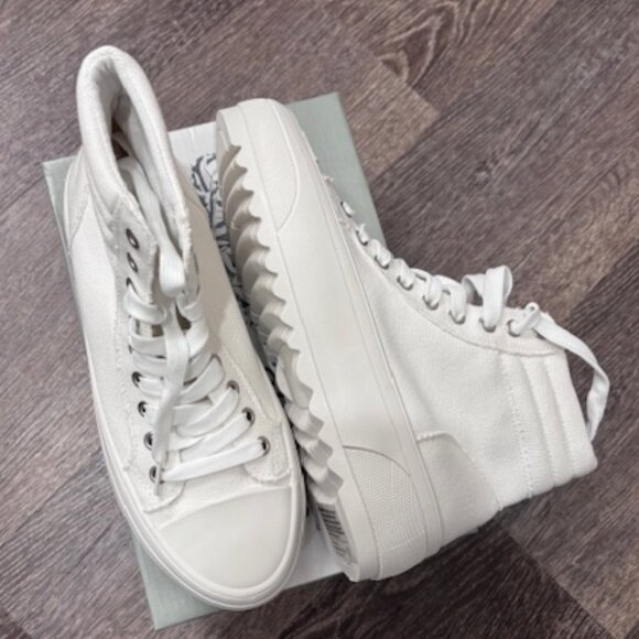 Weeboo/ Lace up platform sneaker/ hightop Shoes - NWT High Top Platform (Women’s) (US 7) WHITE Lugged Lace-Up Sneaker in BOX
